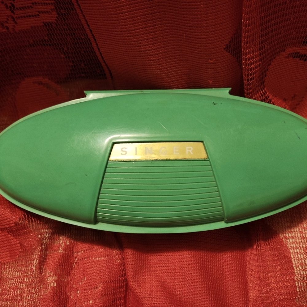 Singer Buttonholer 1960’ vintage used